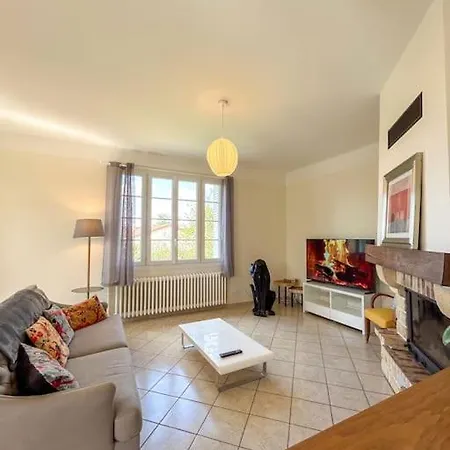 Maison Cosy Avec Jardin Et Cheminée Sur Vichy *